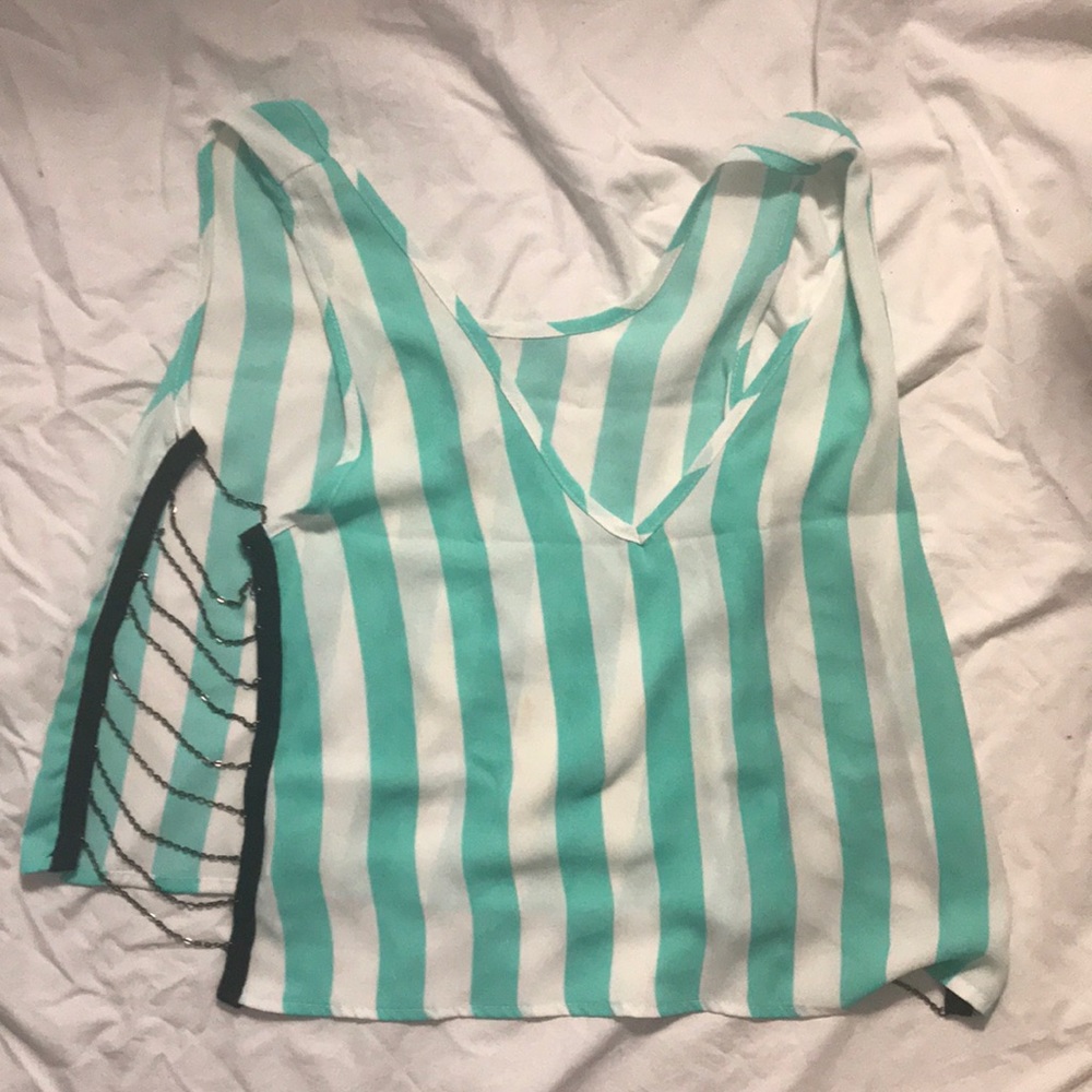 crop top